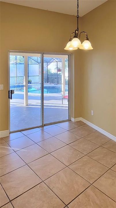 For Rent: $3,050 (4 beds, 2 baths, 2162 Square Feet)
