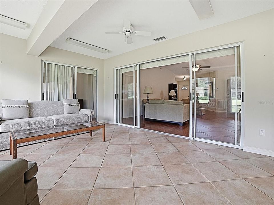 En Venta: $239,247 (2 camas, 2 baños, 1840 Pies cuadrados)