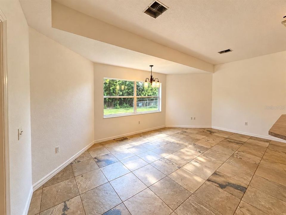 For Sale: $399,000 (3 beds, 2 baths, 1466 Square Feet)