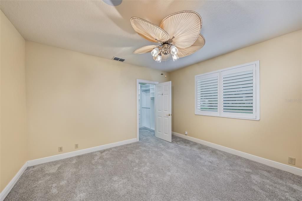 Activo con contrato: $850,000 (3 camas, 3 baños, 2918 Pies cuadrados)