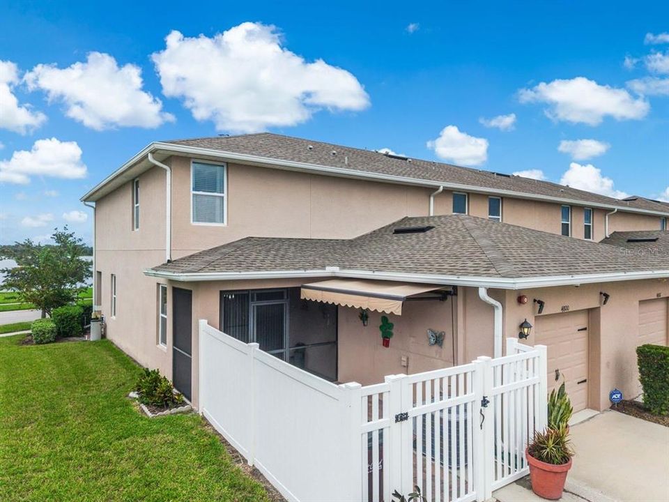 En Venta: $344,900 (4 camas, 3 baños, 1928 Pies cuadrados)