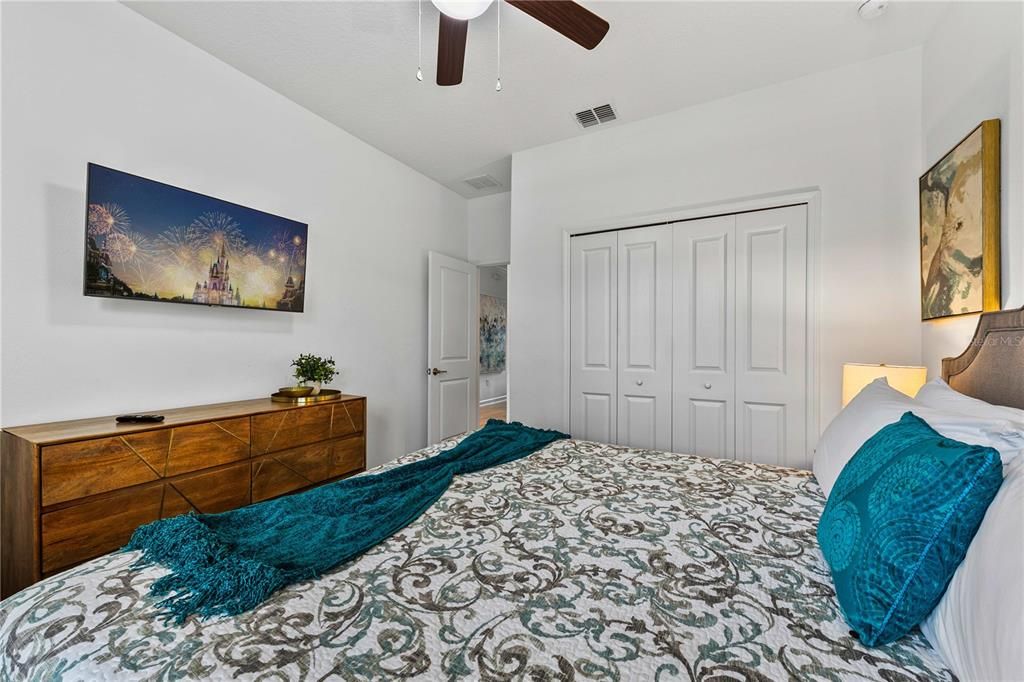В аренду: $3,500 (5 спален, 5 ванн, 3081 Квадратных фут)