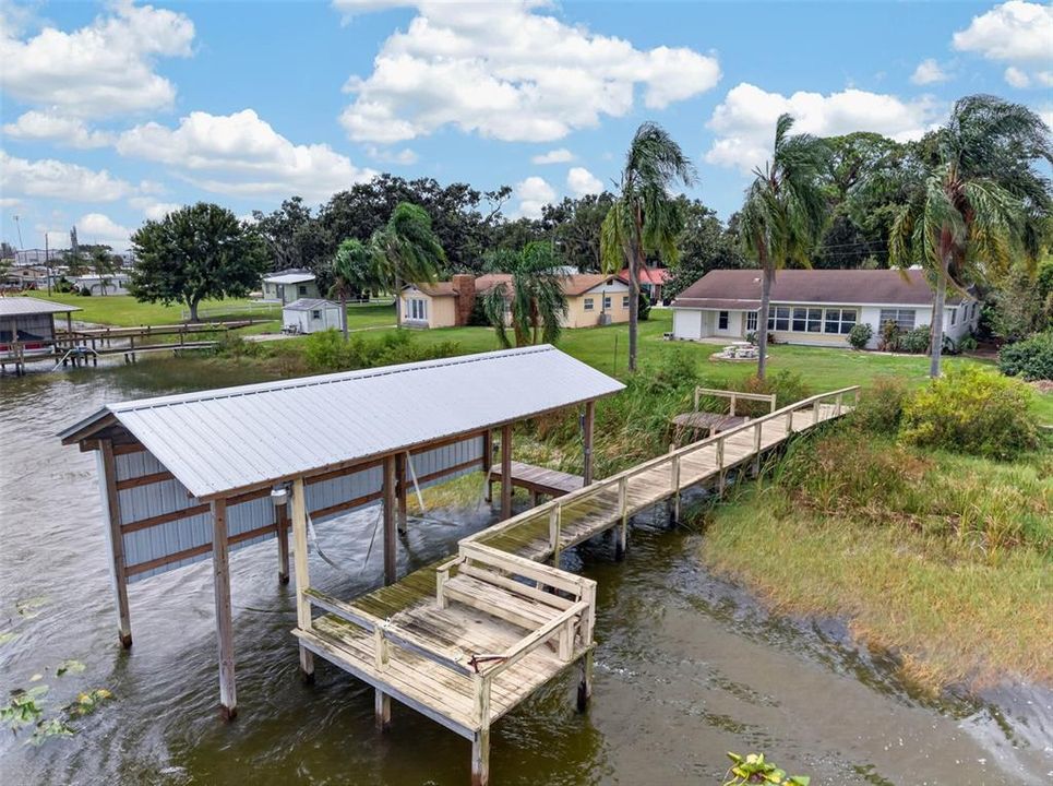 Activo con contrato: $275,000 (2 camas, 1 baños, 1227 Pies cuadrados)