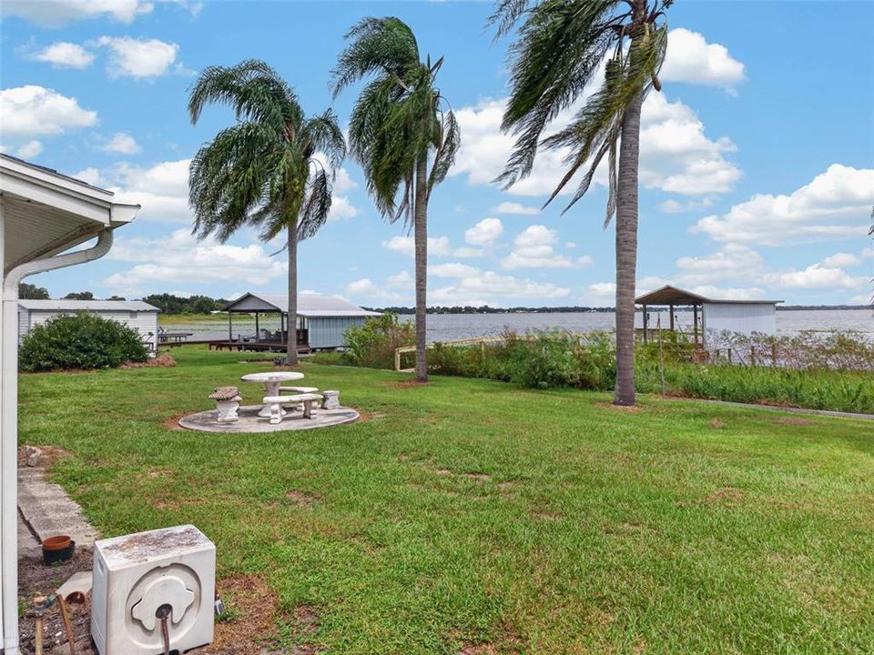 Activo con contrato: $275,000 (2 camas, 1 baños, 1227 Pies cuadrados)