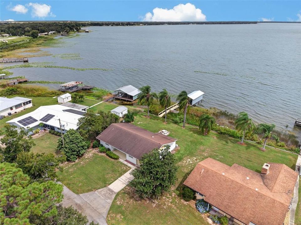 Activo con contrato: $275,000 (2 camas, 1 baños, 1227 Pies cuadrados)