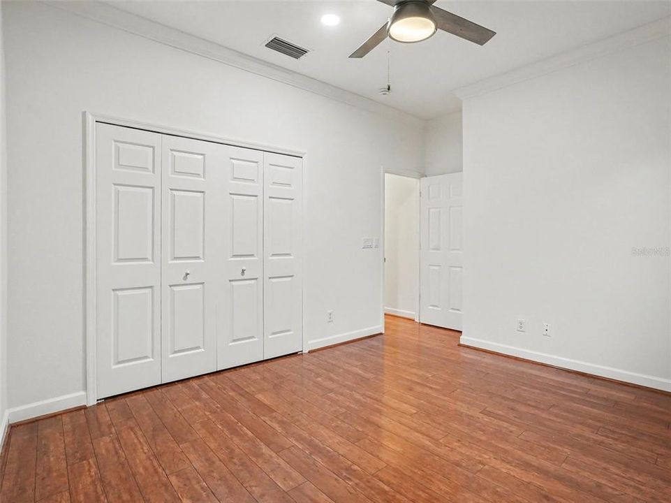 For Sale: $409,900 (3 beds, 2 baths, 1926 Square Feet)