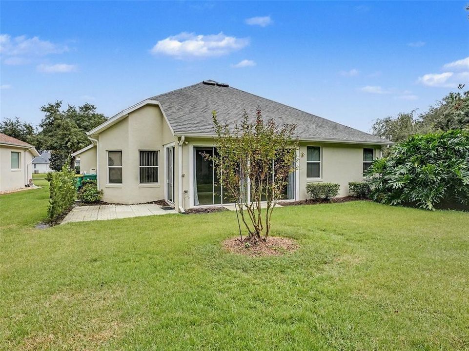 For Sale: $409,900 (3 beds, 2 baths, 1926 Square Feet)