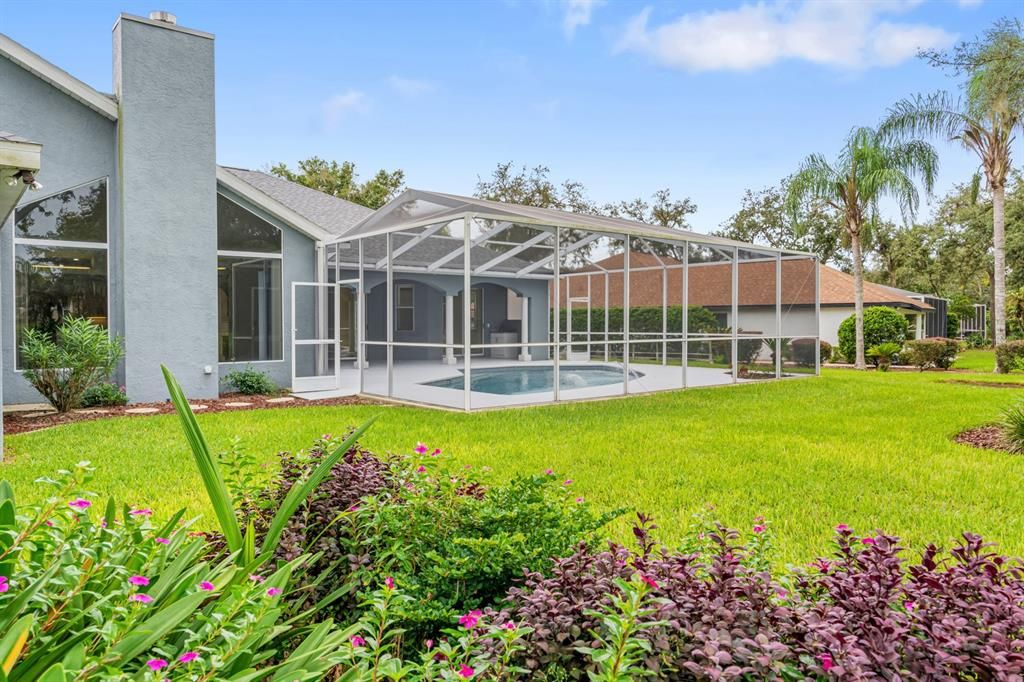 Activo con contrato: $569,900 (4 camas, 3 baños, 2992 Pies cuadrados)