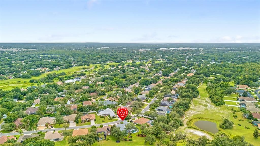 Activo con contrato: $569,900 (4 camas, 3 baños, 2992 Pies cuadrados)