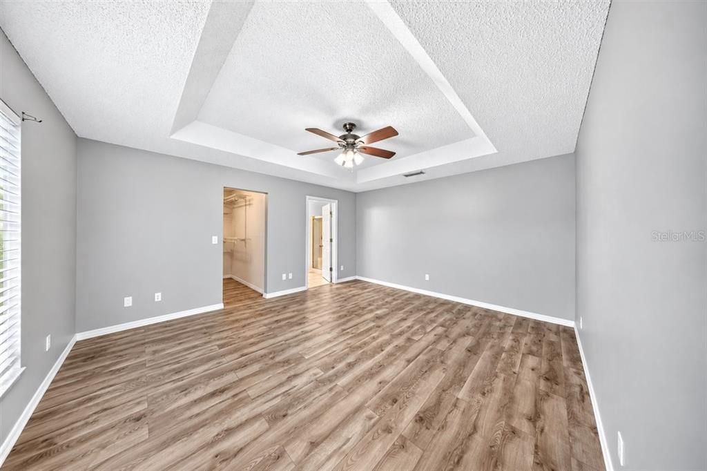 En Venta: $369,900 (4 camas, 2 baños, 1882 Pies cuadrados)