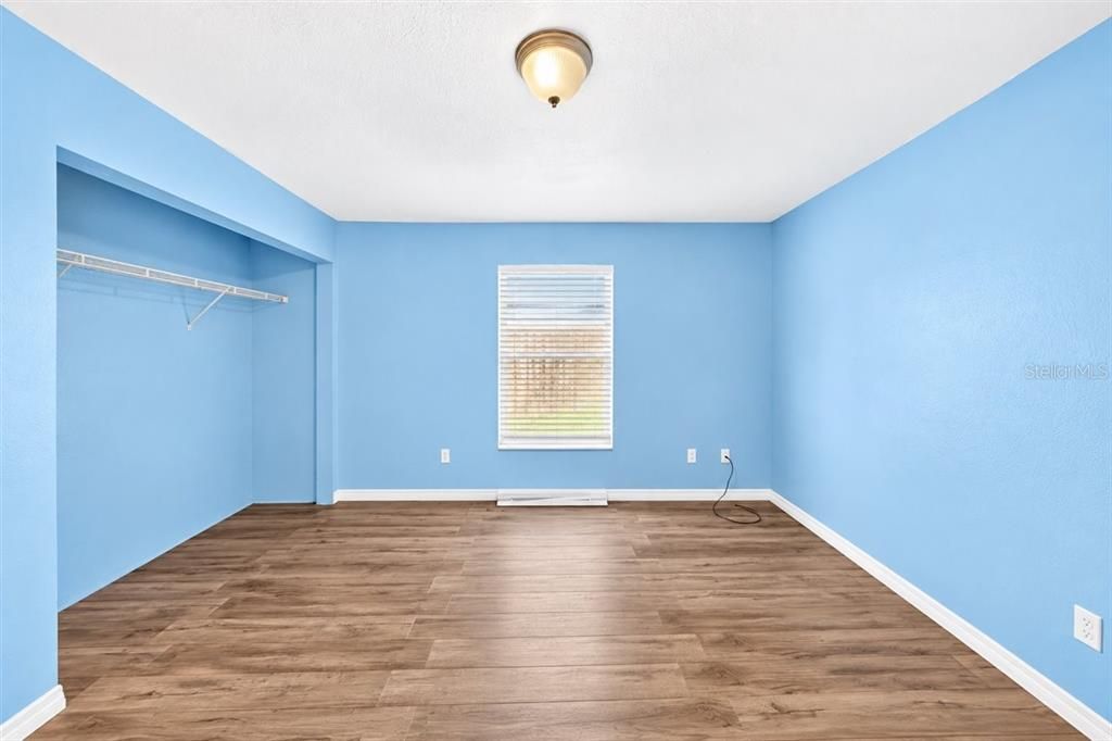 En Venta: $369,900 (4 camas, 2 baños, 1882 Pies cuadrados)