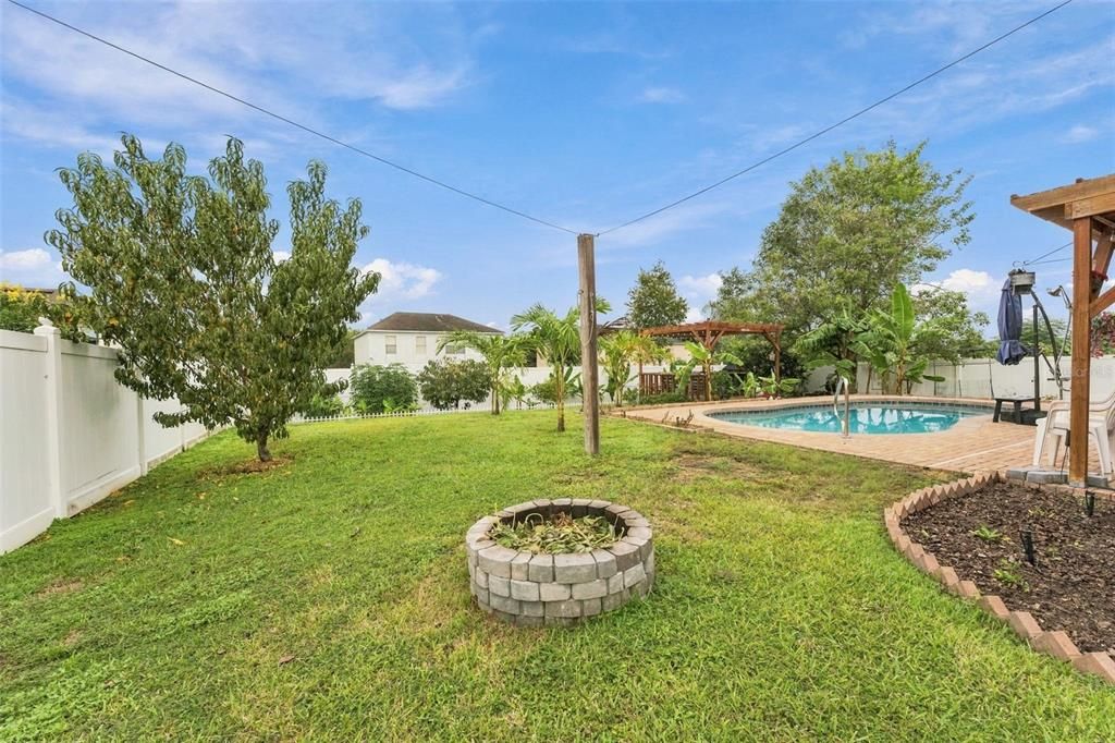 En Venta: $599,000 (6 camas, 4 baños, 3892 Pies cuadrados)
