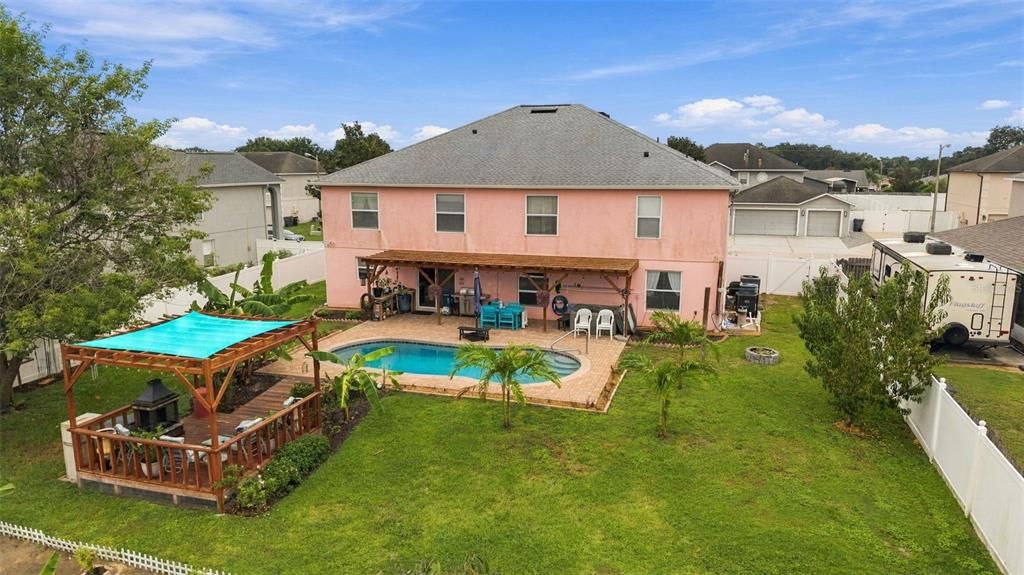 En Venta: $599,000 (6 camas, 4 baños, 3892 Pies cuadrados)