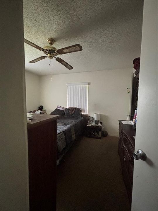 For Sale: $180,000 (3 beds, 2 baths, 1032 Square Feet)
