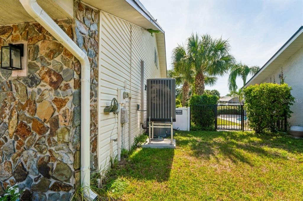 For Sale: $825,000 (4 beds, 3 baths, 2658 Square Feet)