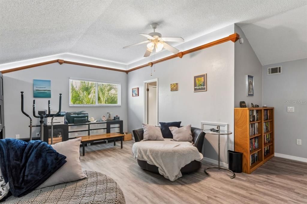 For Sale: $825,000 (4 beds, 3 baths, 2658 Square Feet)