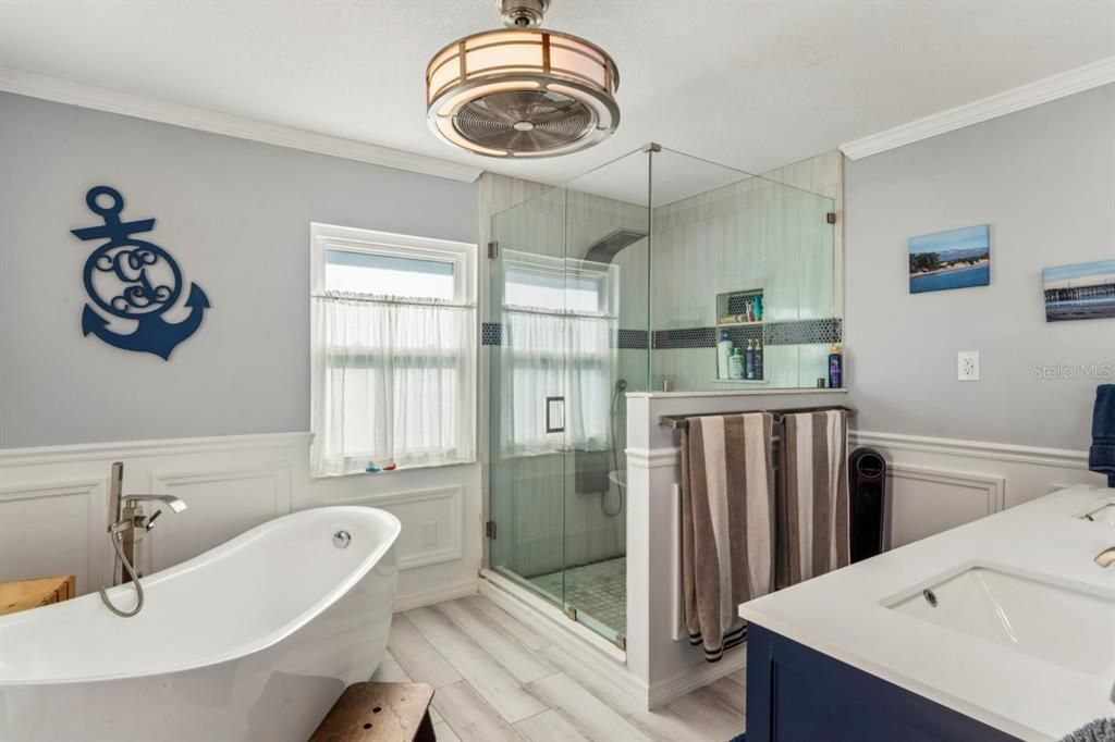 For Sale: $825,000 (4 beds, 3 baths, 2658 Square Feet)