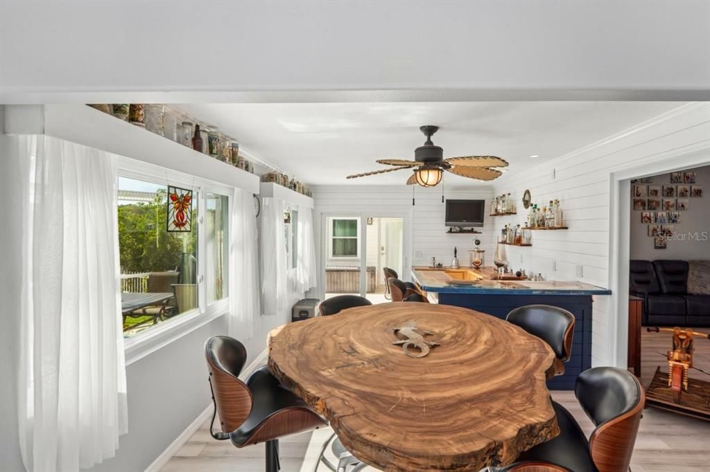 For Sale: $825,000 (4 beds, 3 baths, 2658 Square Feet)