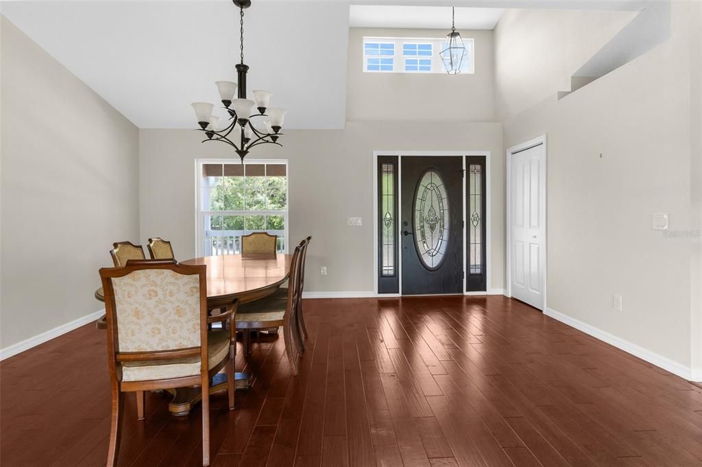 En Venta: $849,000 (3 camas, 2 baños, 2184 Pies cuadrados)