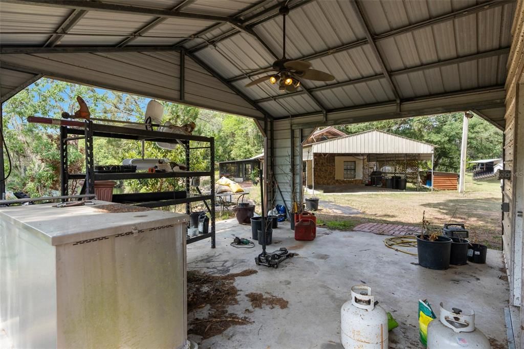 En Venta: $849,000 (3 camas, 2 baños, 2184 Pies cuadrados)