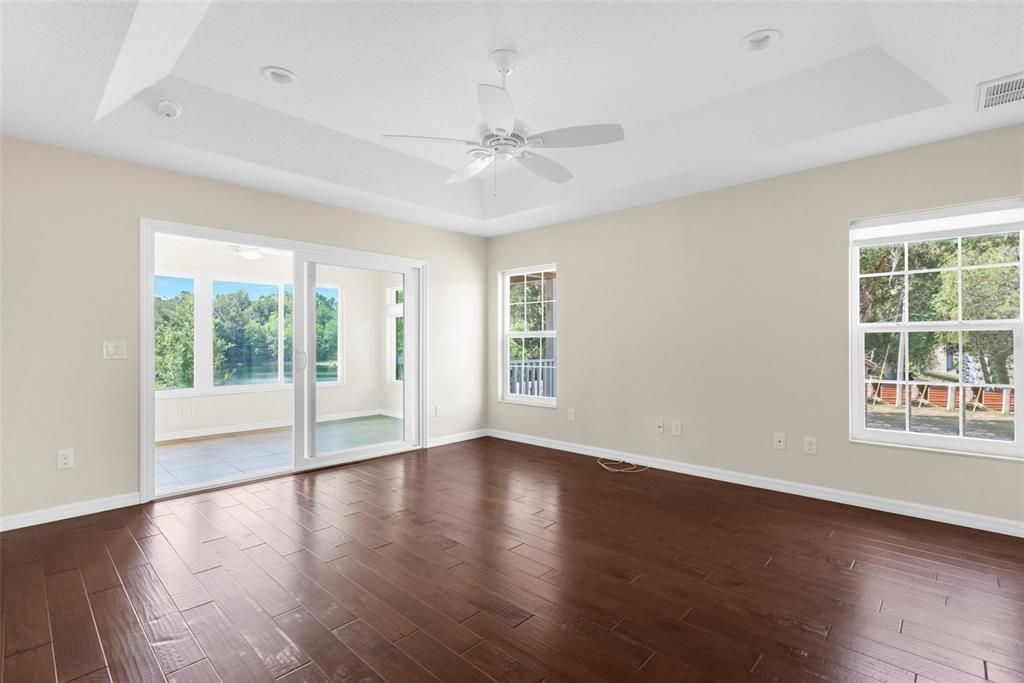 En Venta: $849,000 (3 camas, 2 baños, 2184 Pies cuadrados)