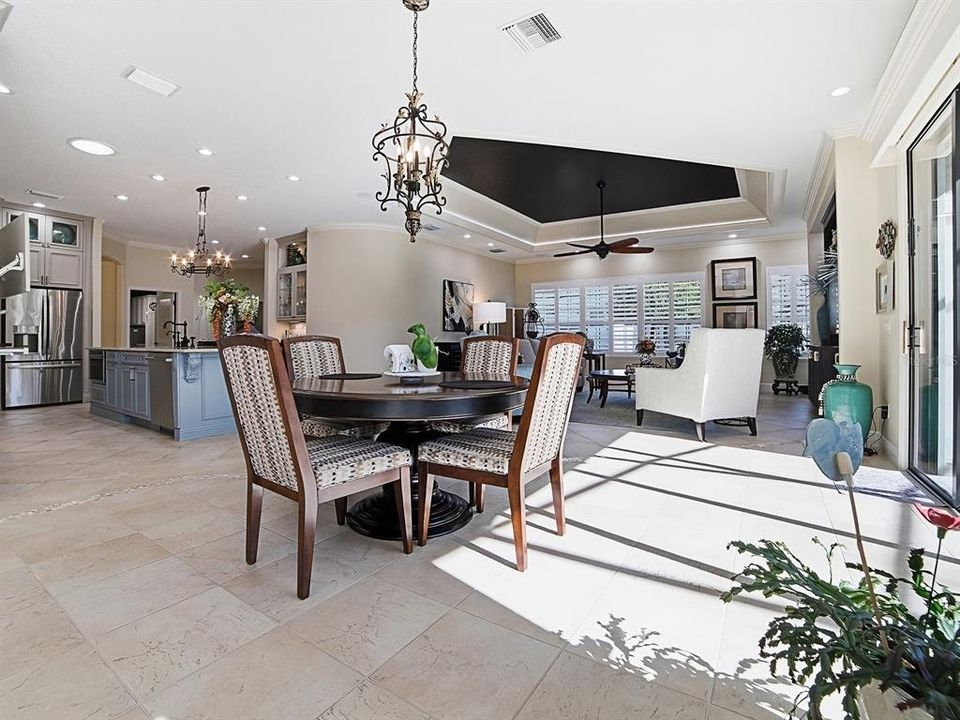 En Venta: $1,585,000 (4 camas, 3 baños, 4272 Pies cuadrados)