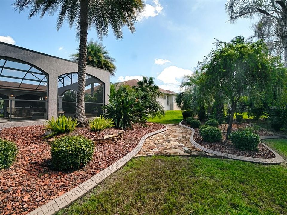 En Venta: $1,585,000 (4 camas, 3 baños, 4272 Pies cuadrados)