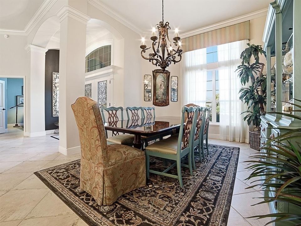 En Venta: $1,585,000 (4 camas, 3 baños, 4272 Pies cuadrados)