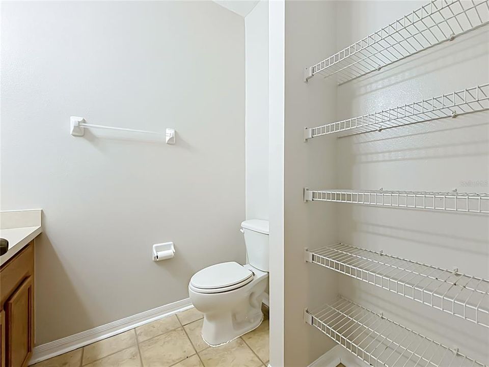 For Sale: $240,000 (3 beds, 2 baths, 1291 Square Feet)