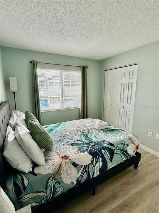 For Sale: $340,000 (3 beds, 2 baths, 1349 Square Feet)