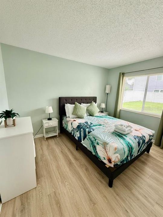 For Sale: $340,000 (3 beds, 2 baths, 1349 Square Feet)