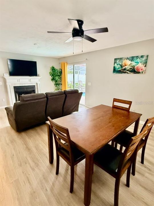 For Sale: $340,000 (3 beds, 2 baths, 1349 Square Feet)