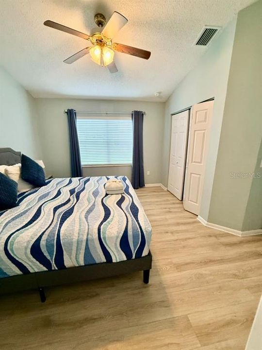 For Sale: $340,000 (3 beds, 2 baths, 1349 Square Feet)