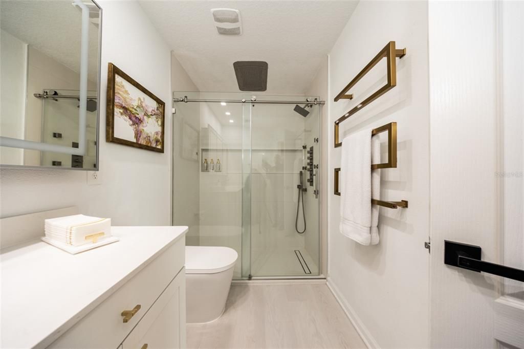 En Venta: $299,900 (3 camas, 2 baños, 1795 Pies cuadrados)