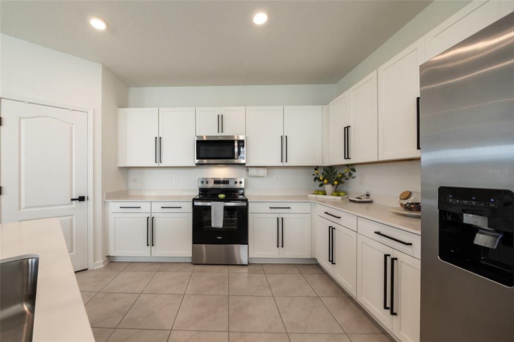 En Venta: $299,900 (3 camas, 2 baños, 1795 Pies cuadrados)