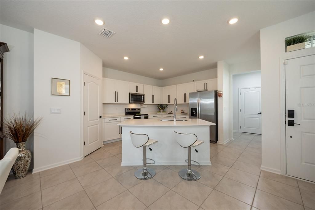 En Venta: $299,900 (3 camas, 2 baños, 1795 Pies cuadrados)