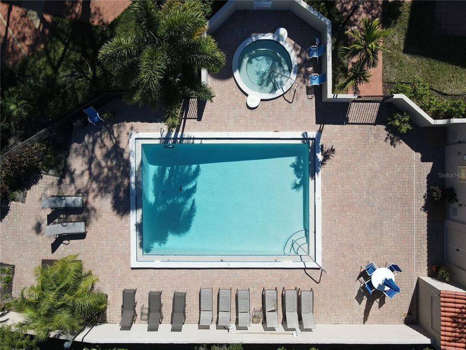 En Venta: $639,000 (3 camas, 2 baños, 2285 Pies cuadrados)