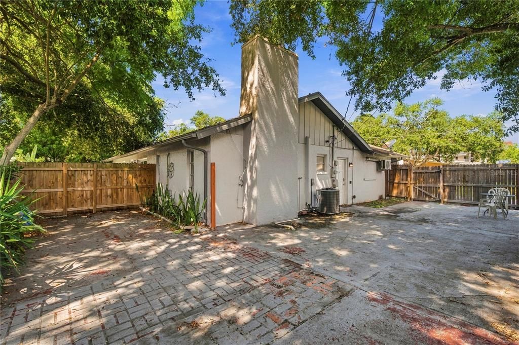 На продажу: $365,000 (3 спален, 2 ванн, 1224 Квадратных фут)