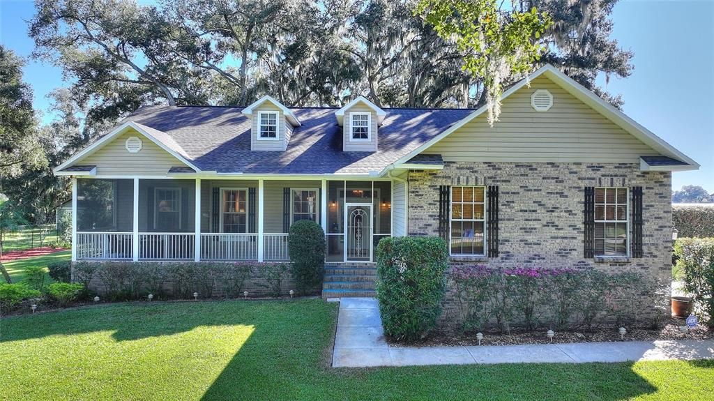 En Venta: $675,000 (4 camas, 2 baños, 2160 Pies cuadrados)