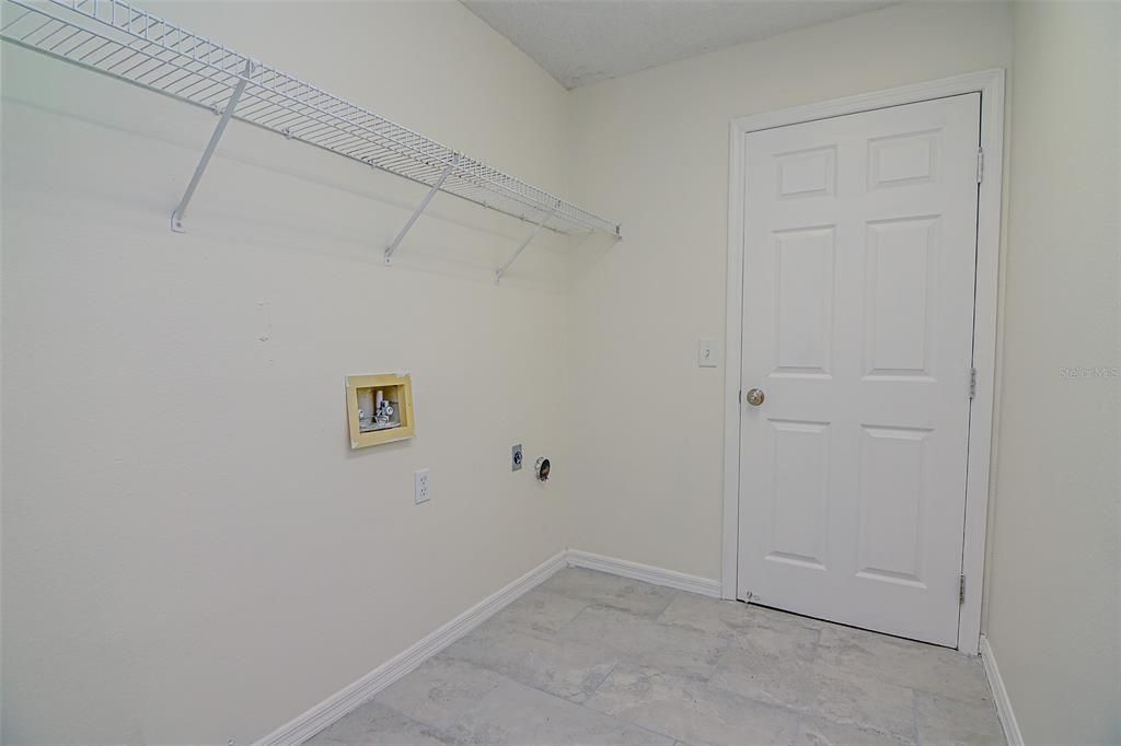 For Sale: $309,000 (3 beds, 2 baths, 1453 Square Feet)