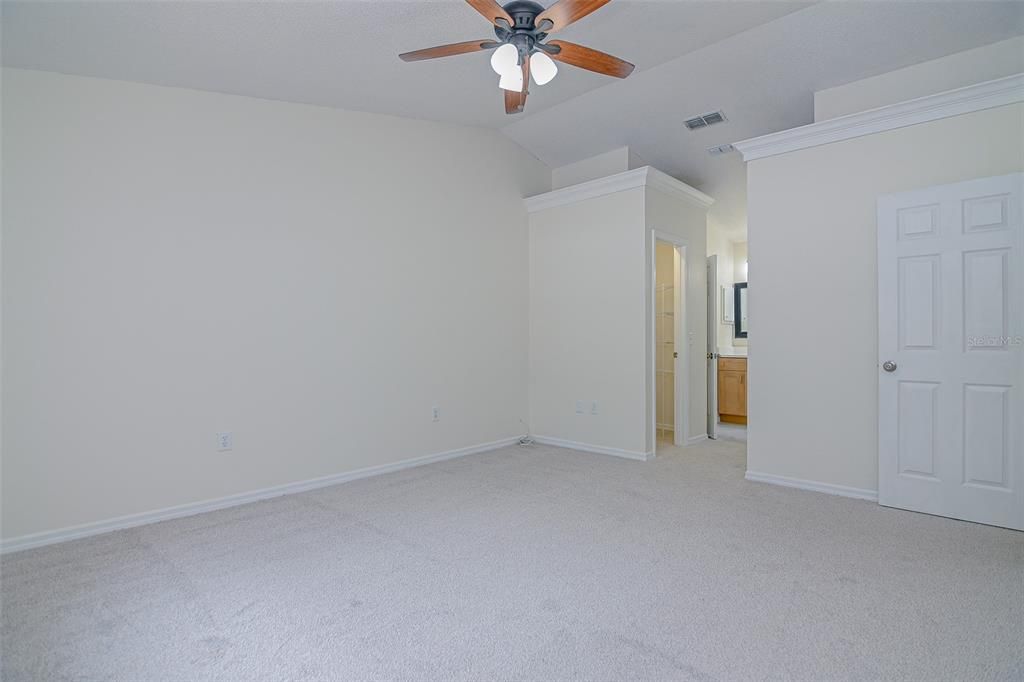 For Sale: $309,000 (3 beds, 2 baths, 1453 Square Feet)