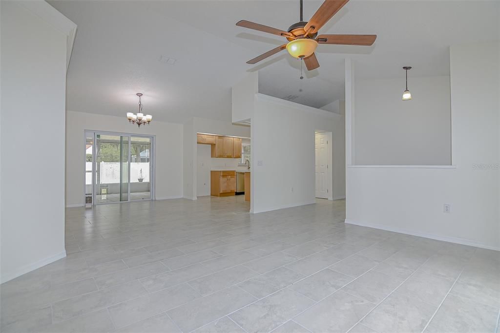 For Sale: $309,000 (3 beds, 2 baths, 1453 Square Feet)