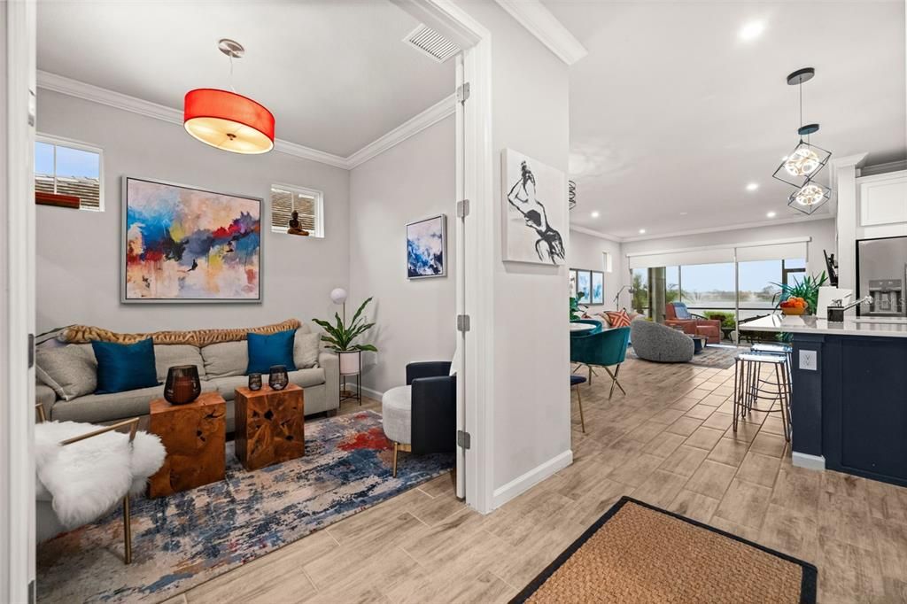 For Sale: $389,900 (2 beds, 2 baths, 1432 Square Feet)