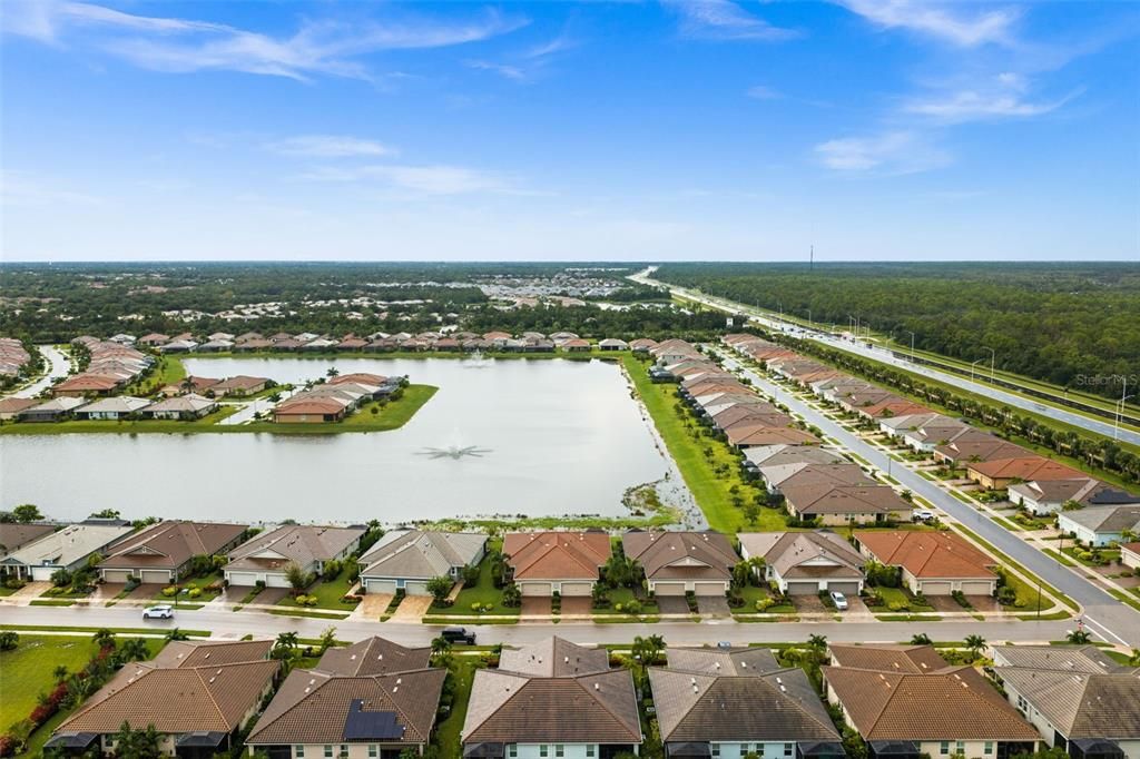 For Sale: $389,900 (2 beds, 2 baths, 1432 Square Feet)