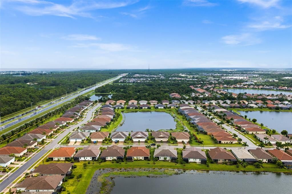 For Sale: $389,900 (2 beds, 2 baths, 1432 Square Feet)