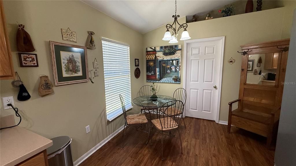 For Sale: $289,000 (4 beds, 2 baths, 1874 Square Feet)