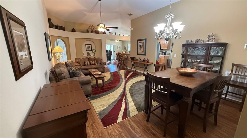 For Sale: $289,000 (4 beds, 2 baths, 1874 Square Feet)