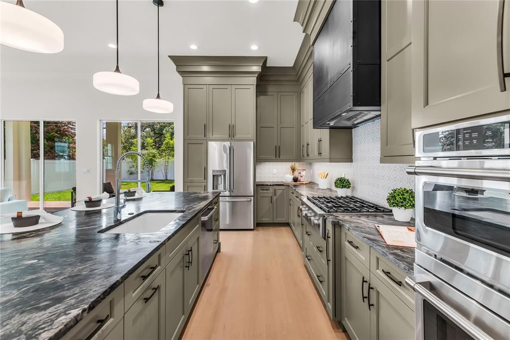 En Venta: $1,397,000 (5 camas, 4 baños, 3392 Pies cuadrados)