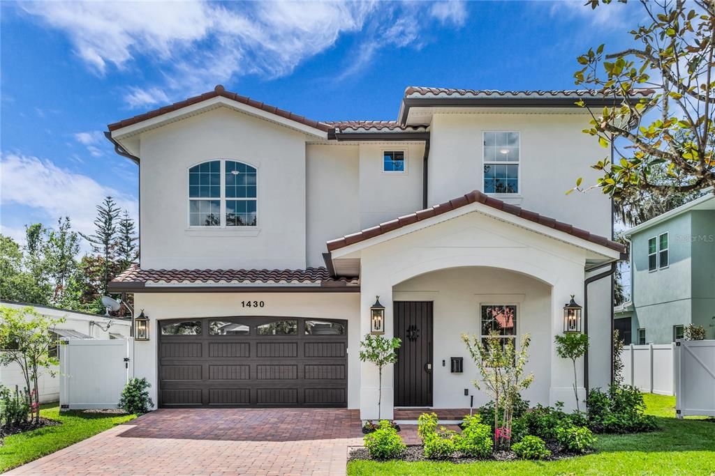 En Venta: $1,397,000 (5 camas, 4 baños, 3392 Pies cuadrados)