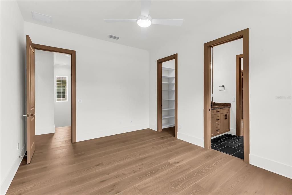 En Venta: $1,397,000 (5 camas, 4 baños, 3392 Pies cuadrados)